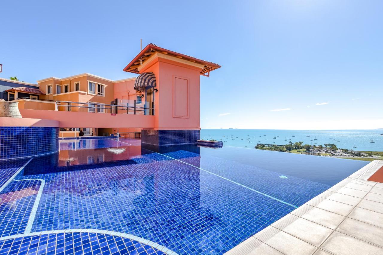 Martinique Whitsunday Resort Airlie Beach Eksteriør bilde